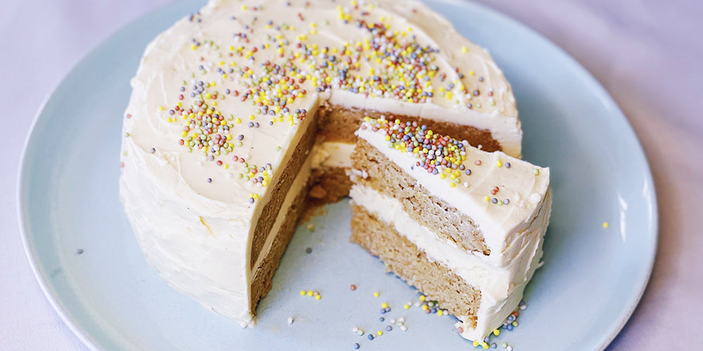 Instant Pot Keto Birthday Cake With Vanilla Buttercream Frosting