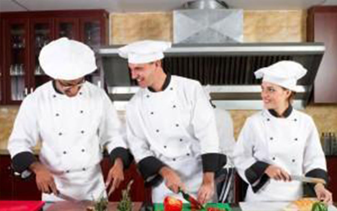 LAKANTO BLOWS AWAY TOP CHEFS IN TASTE TEST