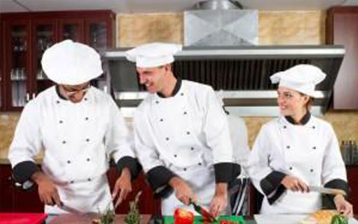 LAKANTO BLOWS AWAY TOP CHEFS IN TASTE TEST